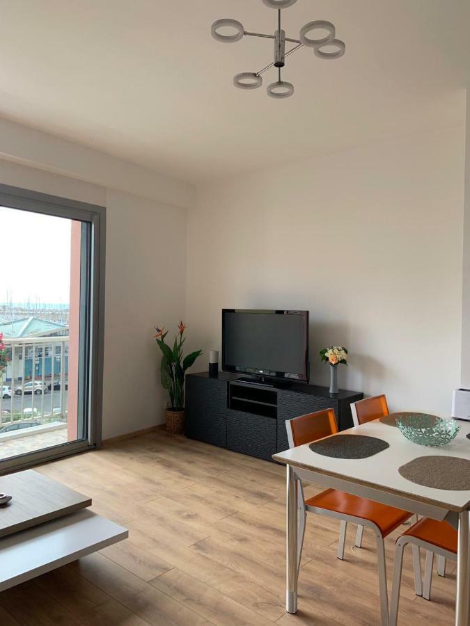 T2 La Singuliere Apartment Сет Екстериор снимка