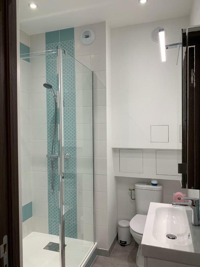 T2 La Singuliere Apartment Сет Екстериор снимка